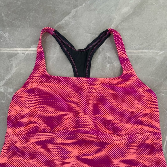 Women’s Nike Patterned Racerback Workout Athletic Padded Tank Top Plus Size 1X - Picture 2 of 14